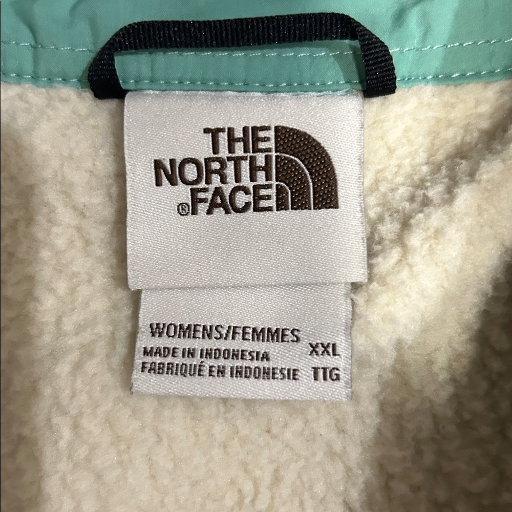 North face shacket - image 2